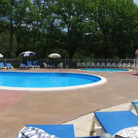 Vvf Les Gorges De L'allier 3*