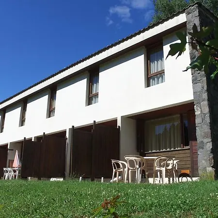 Vvf Les Gorges De L'allier Tatil parkı