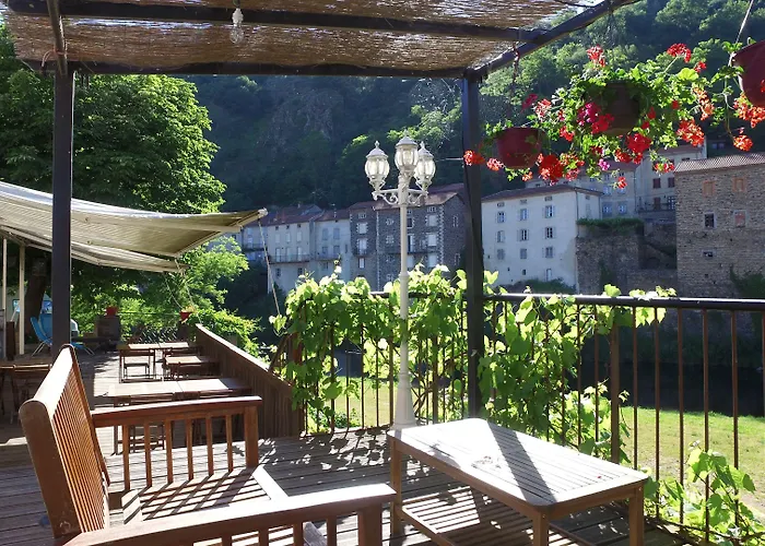 Village de vacances Vvf Villages  Les Gorges De L'allier   Lavoûte-chilhac