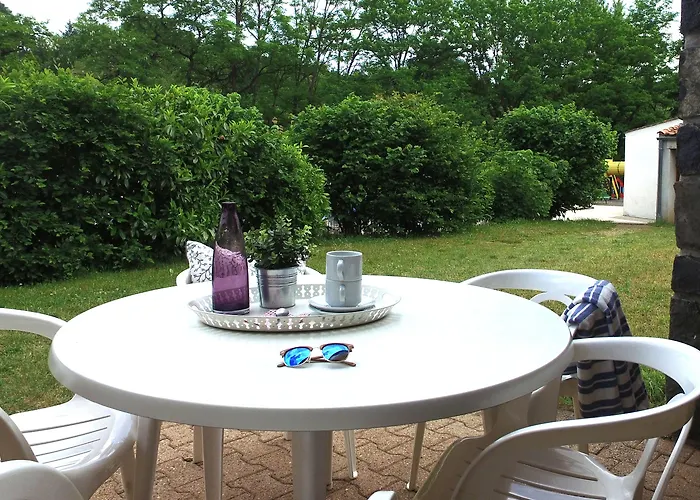 Vvf Villages  Les Gorges De L'allier   Lavoûte-chilhac Village de vacances Lavoûte-Chilhac